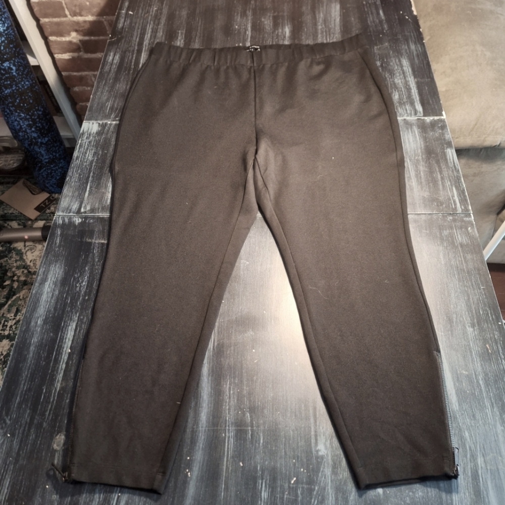 Universal Standard Black Stretch Ponte Pants Zip Ankle Size L (20)